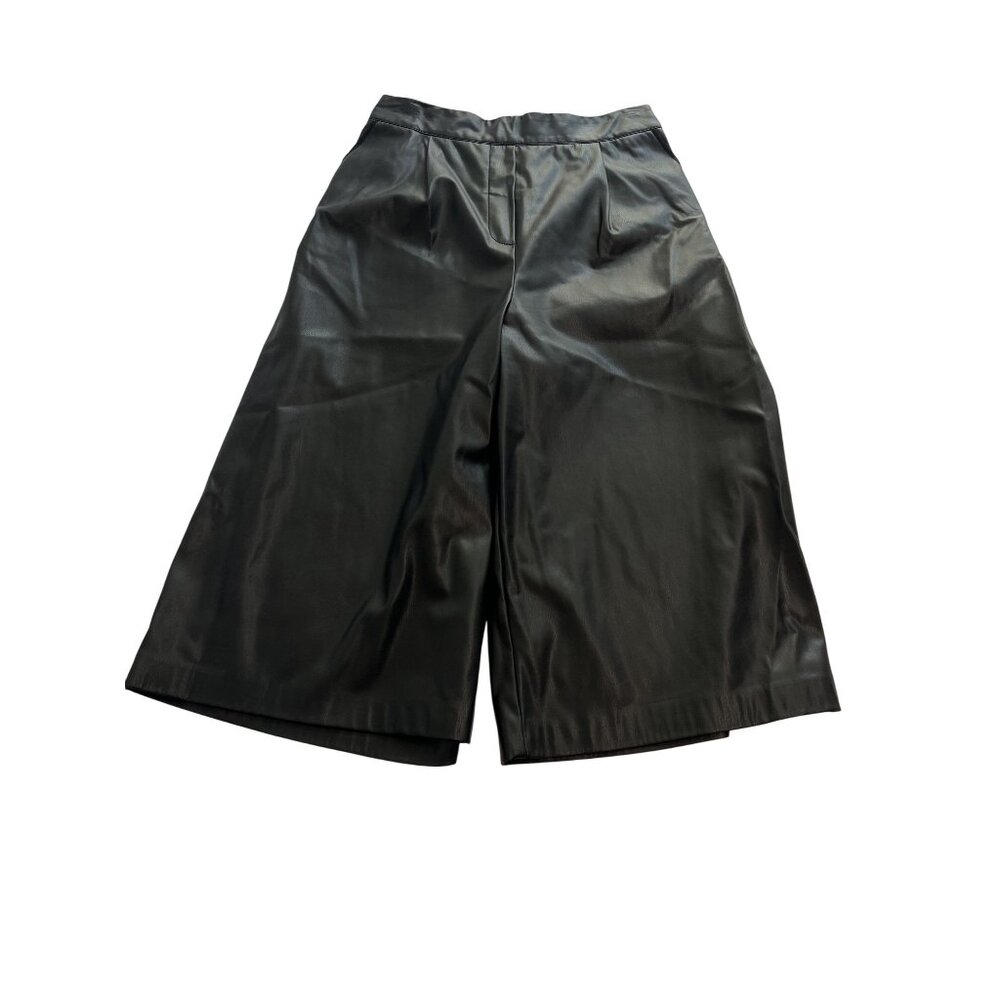 Attic and Barn Casual Pants in Black